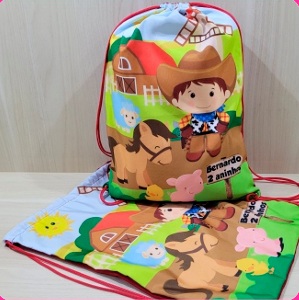 Mochila cordão tecido M 25x35