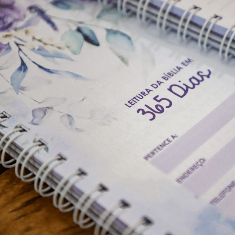 Caderno Devocional Violeta Floral