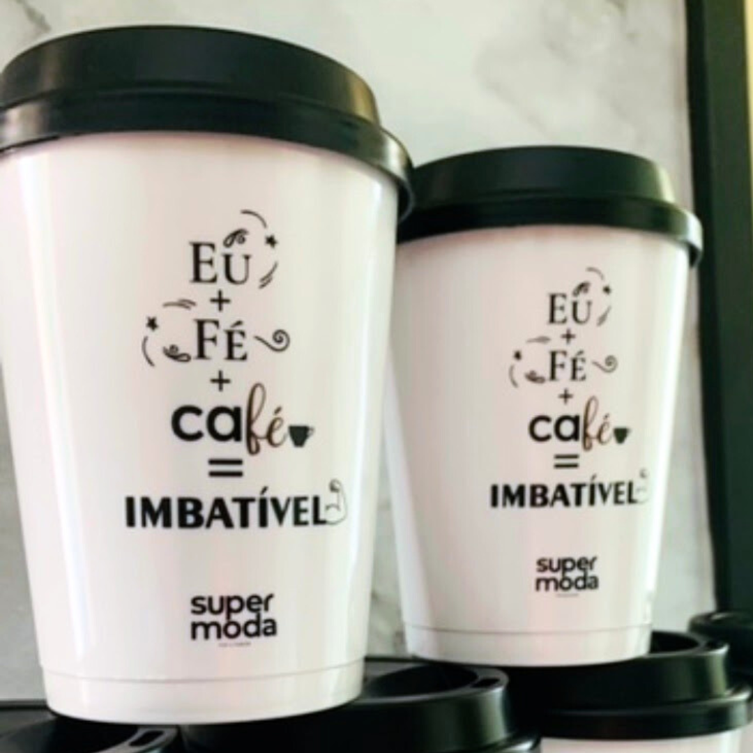Copo café com tampa