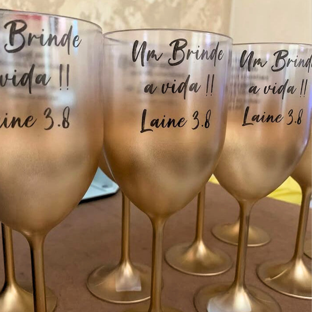 Taça para vinho degradê