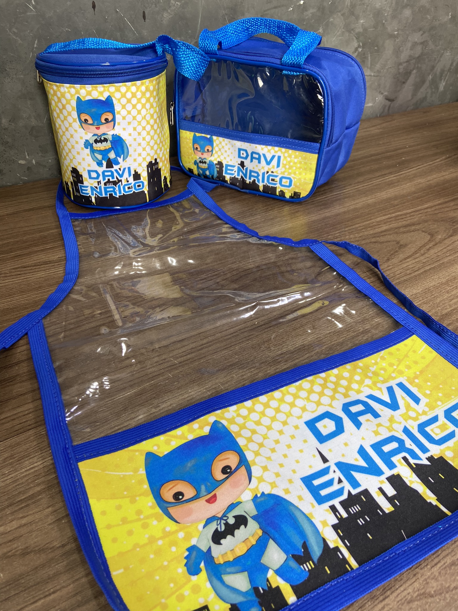 Avental + Frasqueira 2 divisórias + Tambozinho térmico