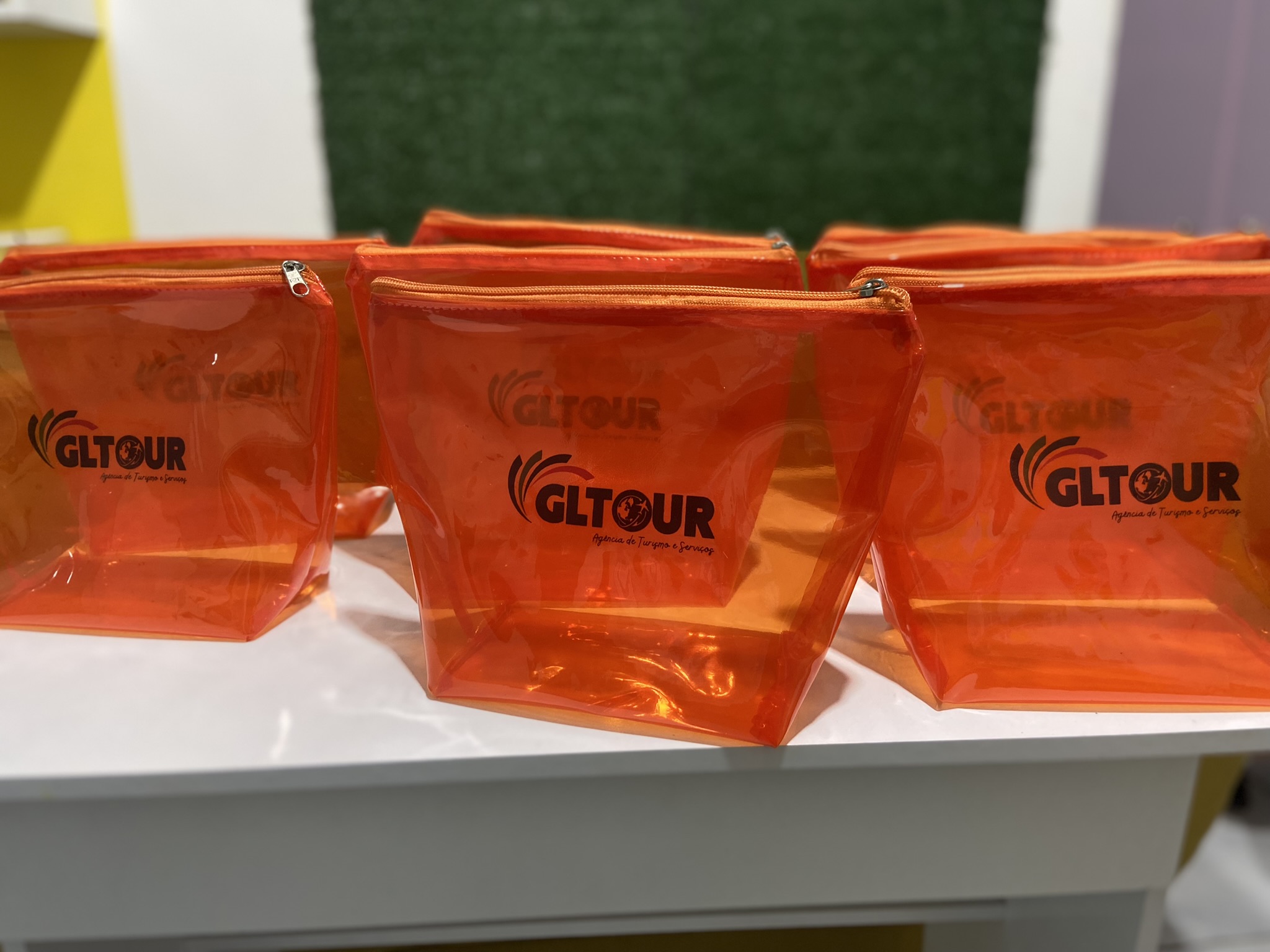 Necessaire Trapézio Cristal color