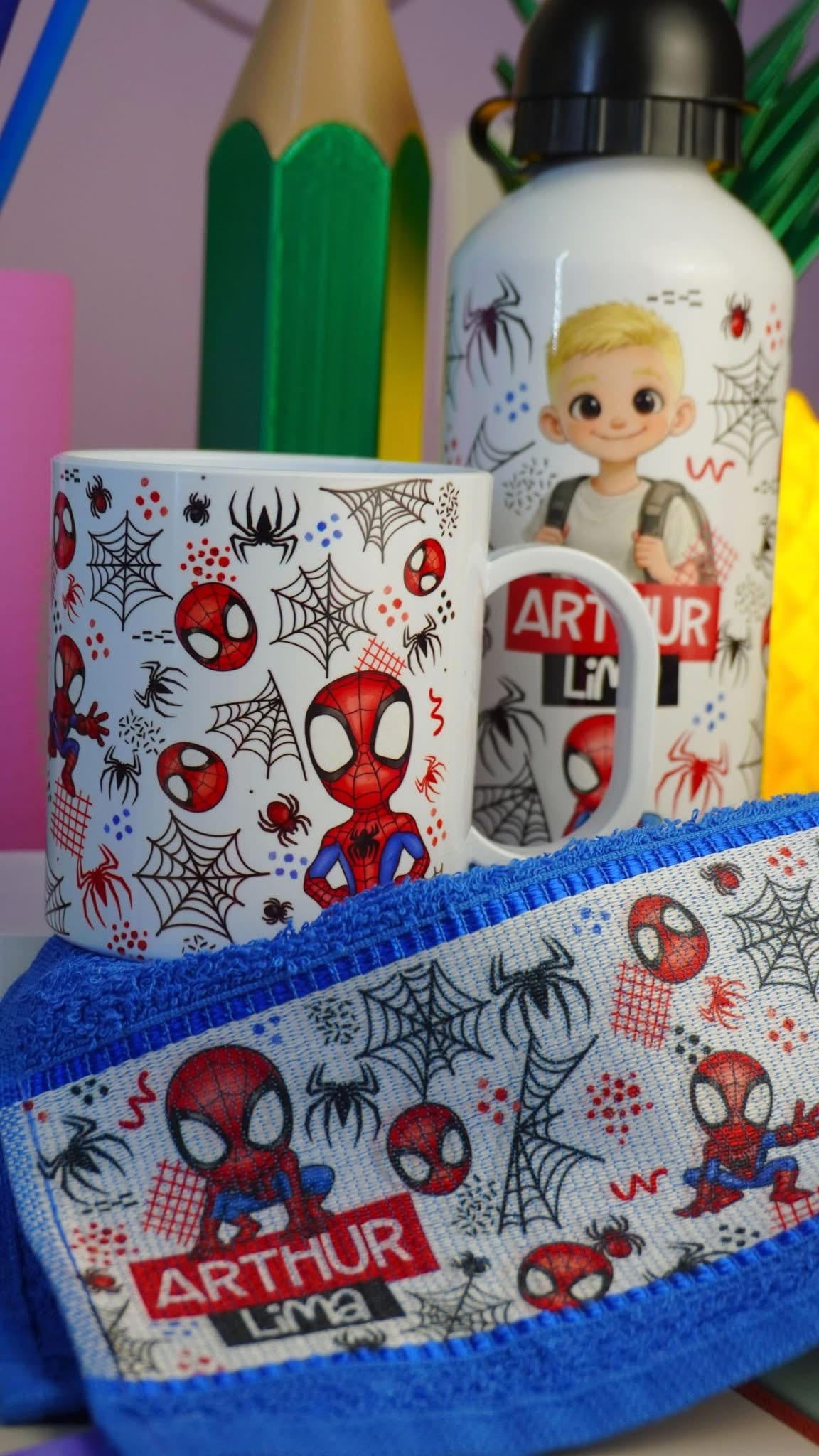 Kit 1 Garrafa + 1 Caneca + 1 Toalinha