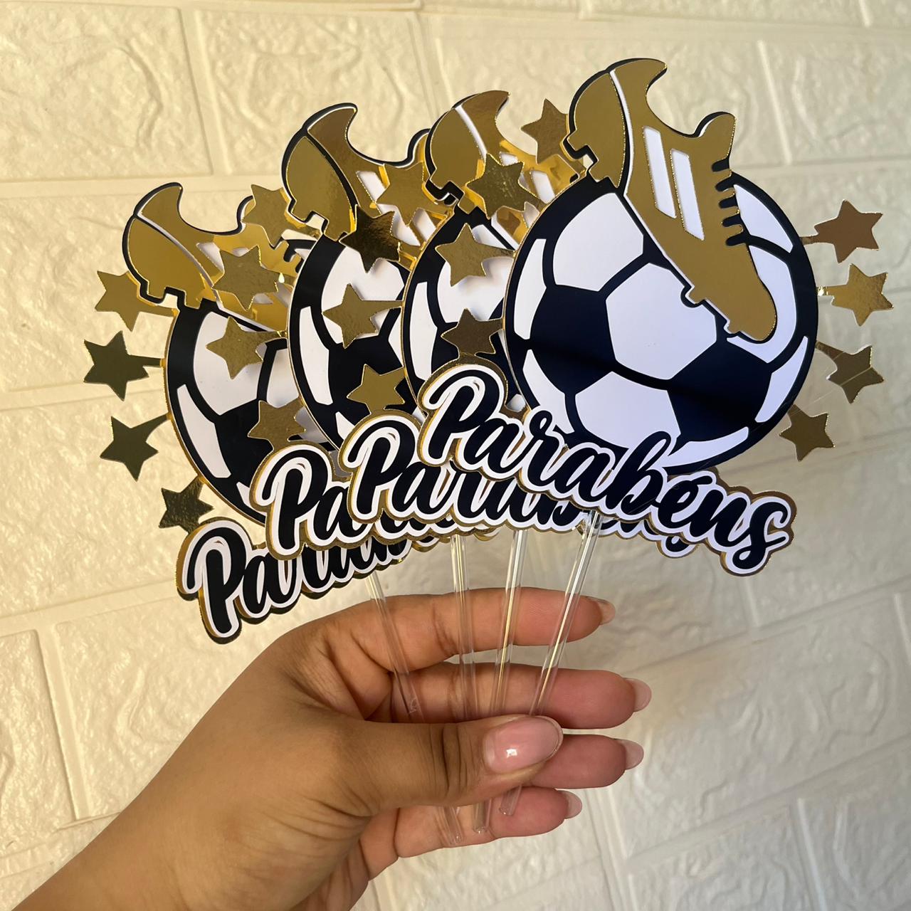 TOPO DE BOLO PARABÉNS FUTEBOL SEM TIMES