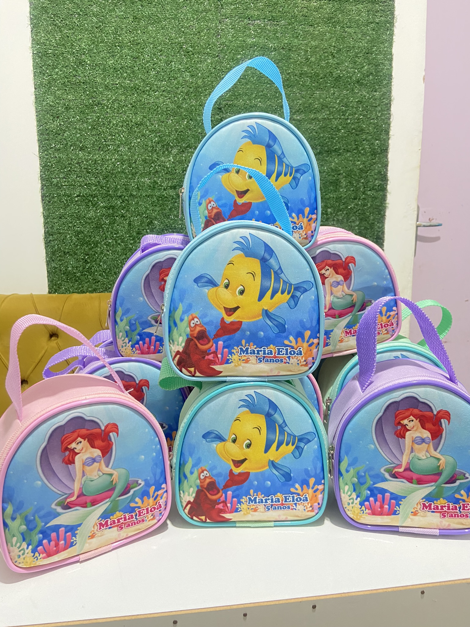 Frasqueira Alça do mesmo Material