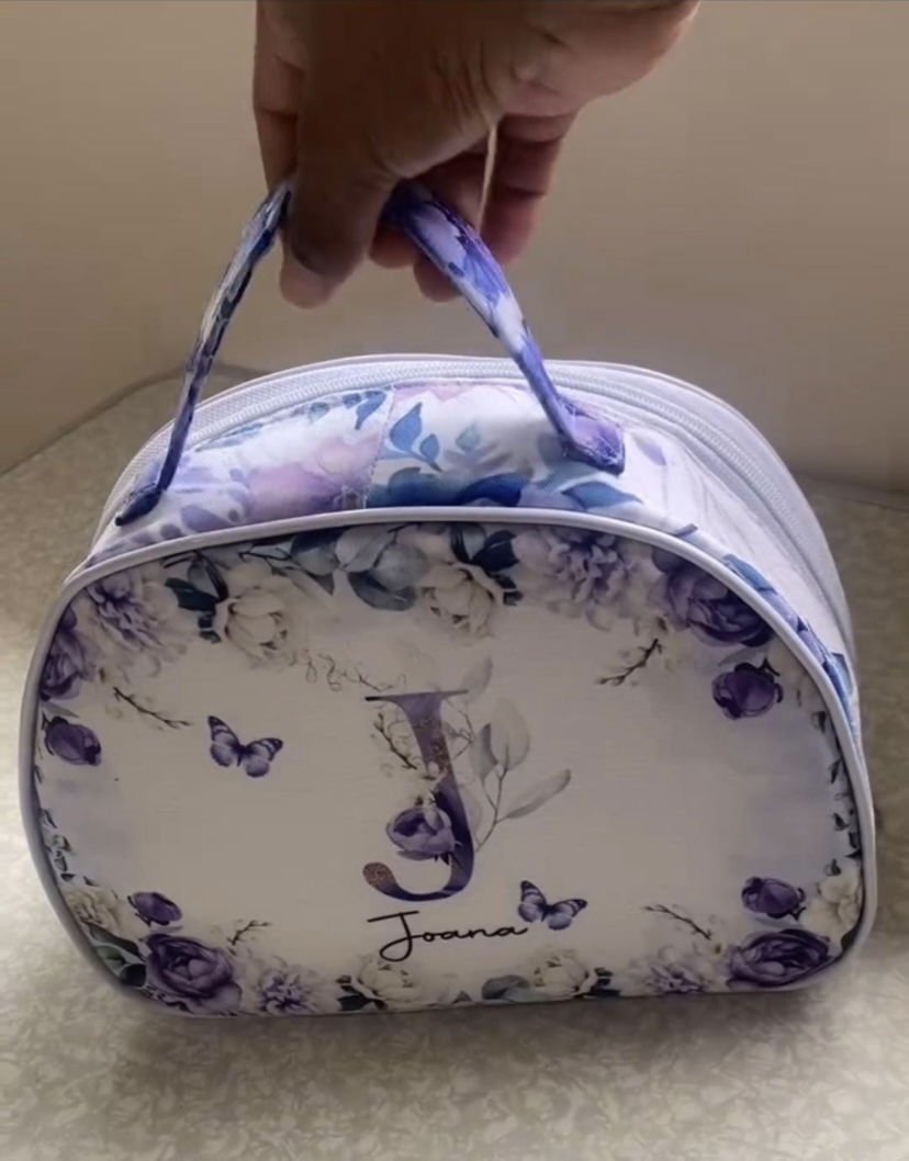 Necessaire Meia Lua