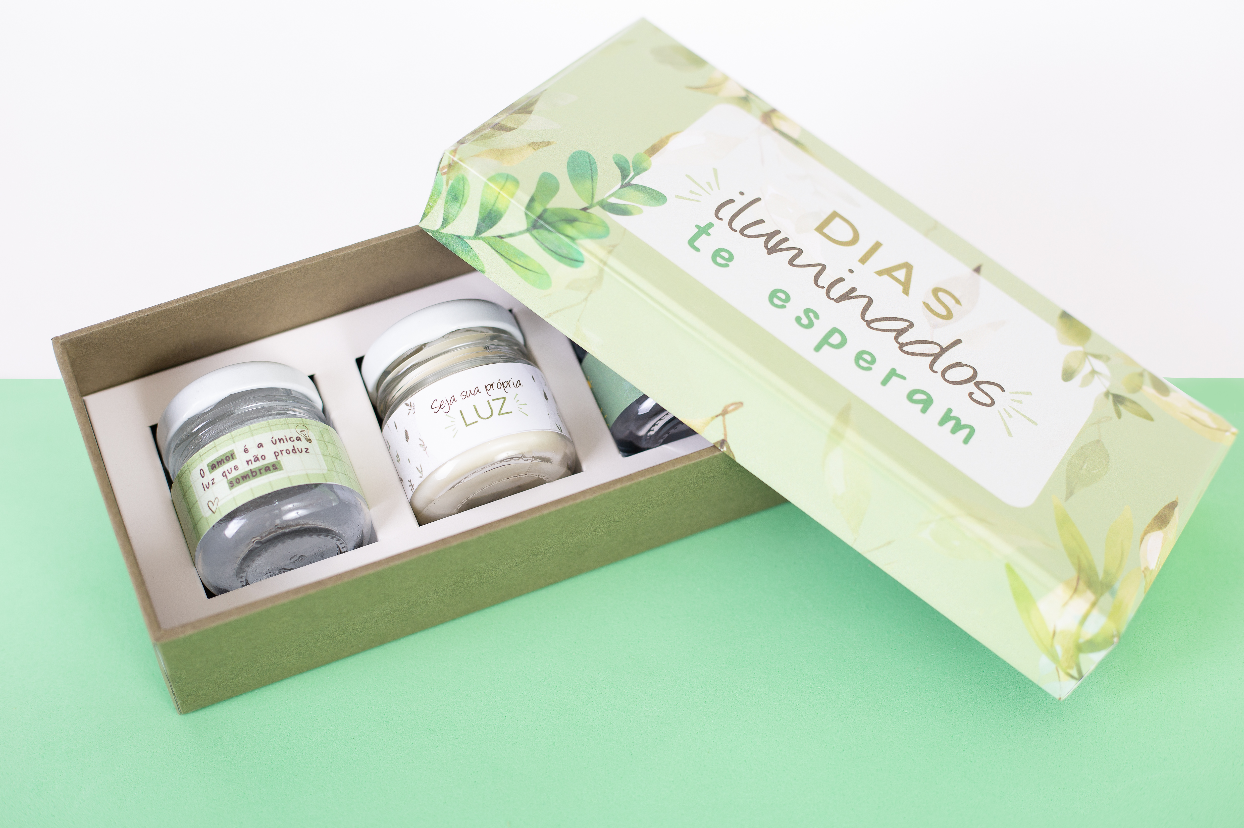 Caixa para mini velas ou docinhos