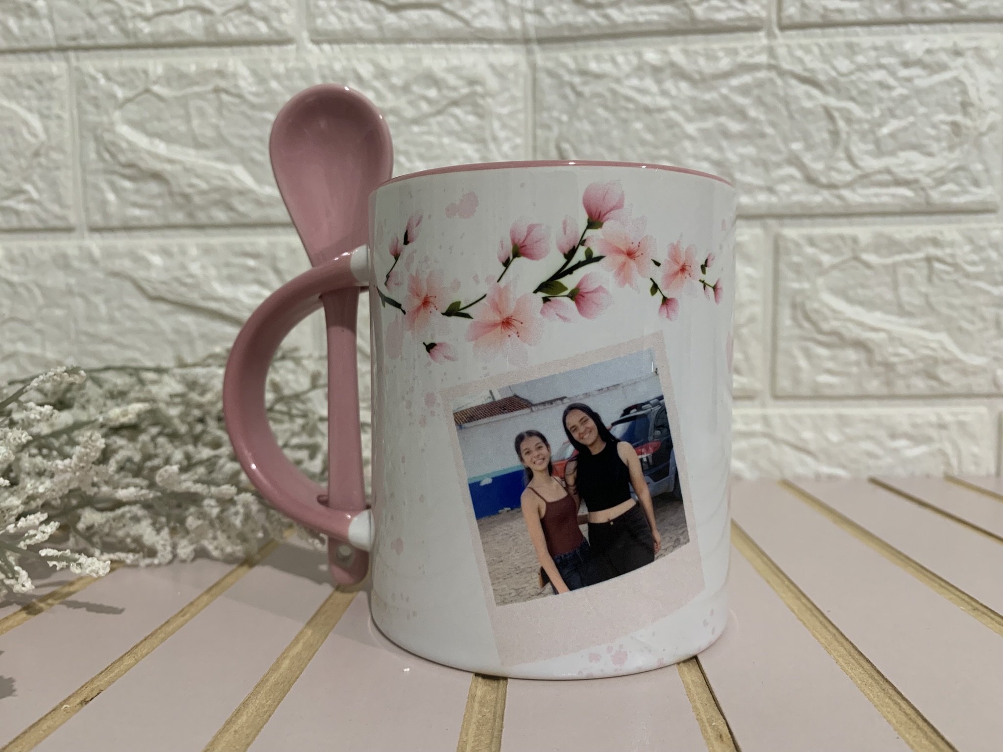 Caneca Porcelana com Colher IC 325ml