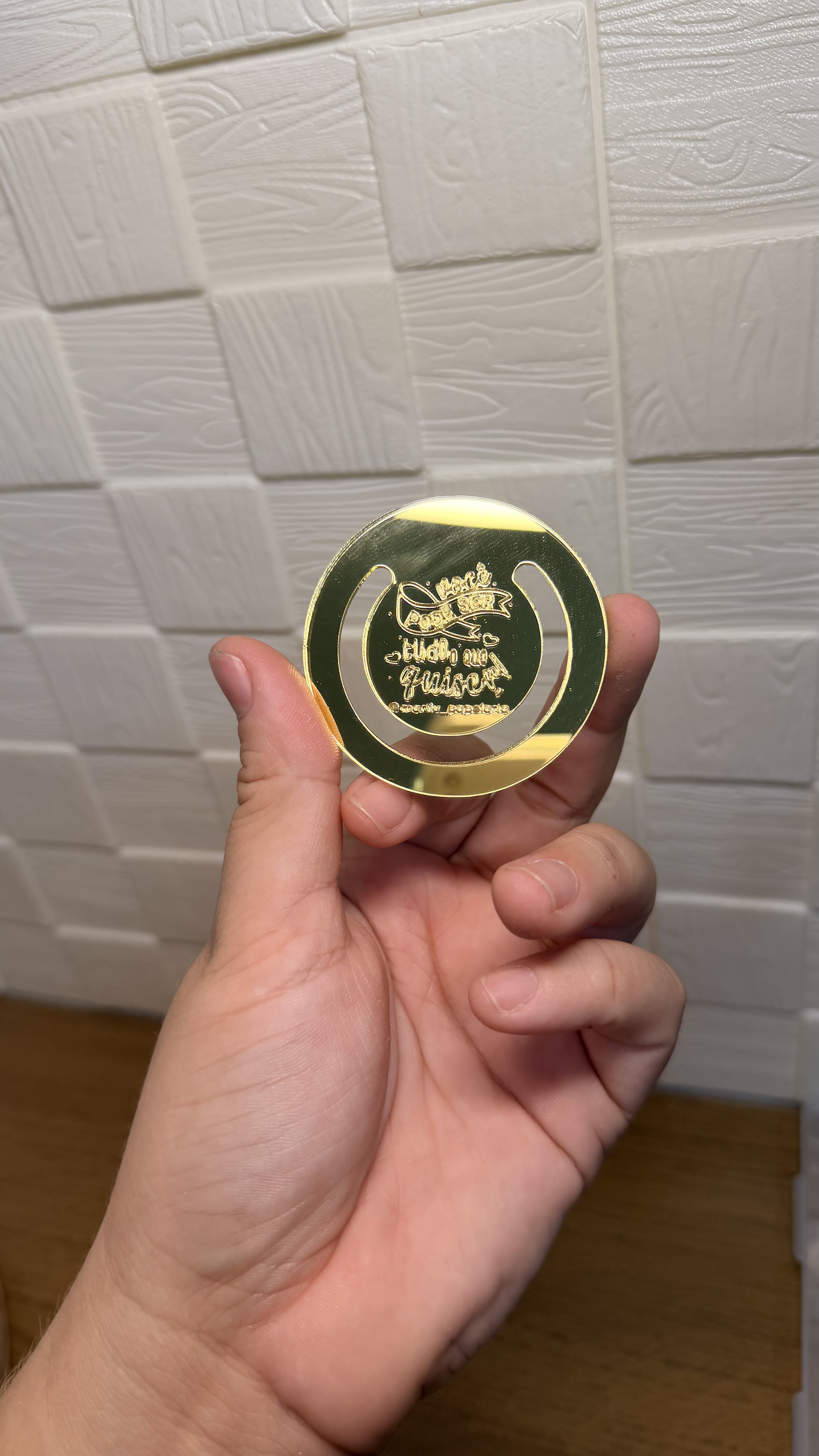MARCA PÁGINA REDONDO 5x5 ACRÍLICO