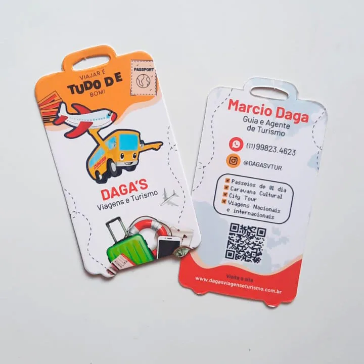 Cartão de Visita em Couché Fosco com Laminação Fosca e Verniz Localizado / Corte Personalizado