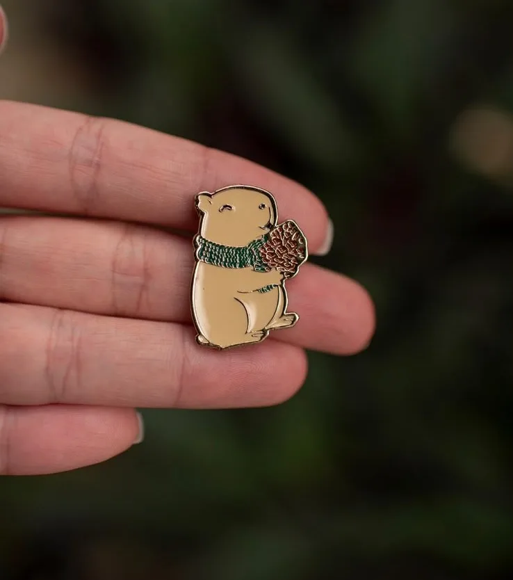 Pin Capivara c/ Pinhão