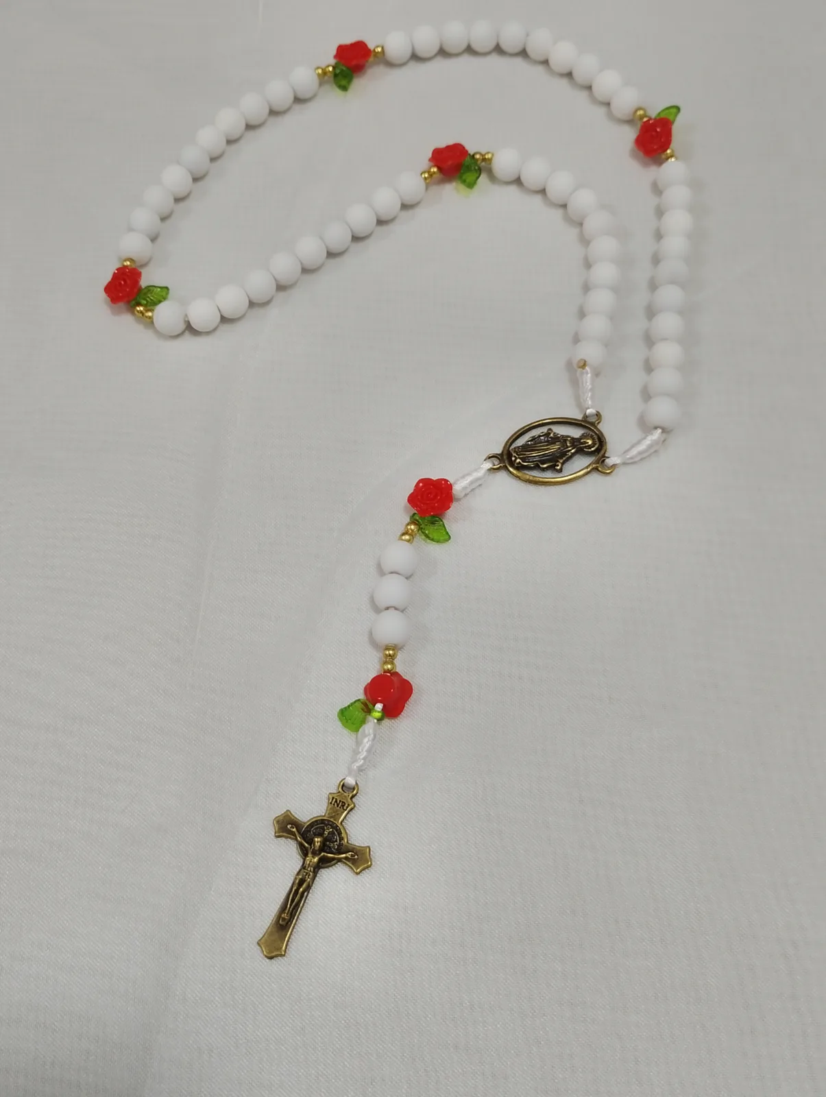 Terço Flor - Branco - Ns Sra das Graças