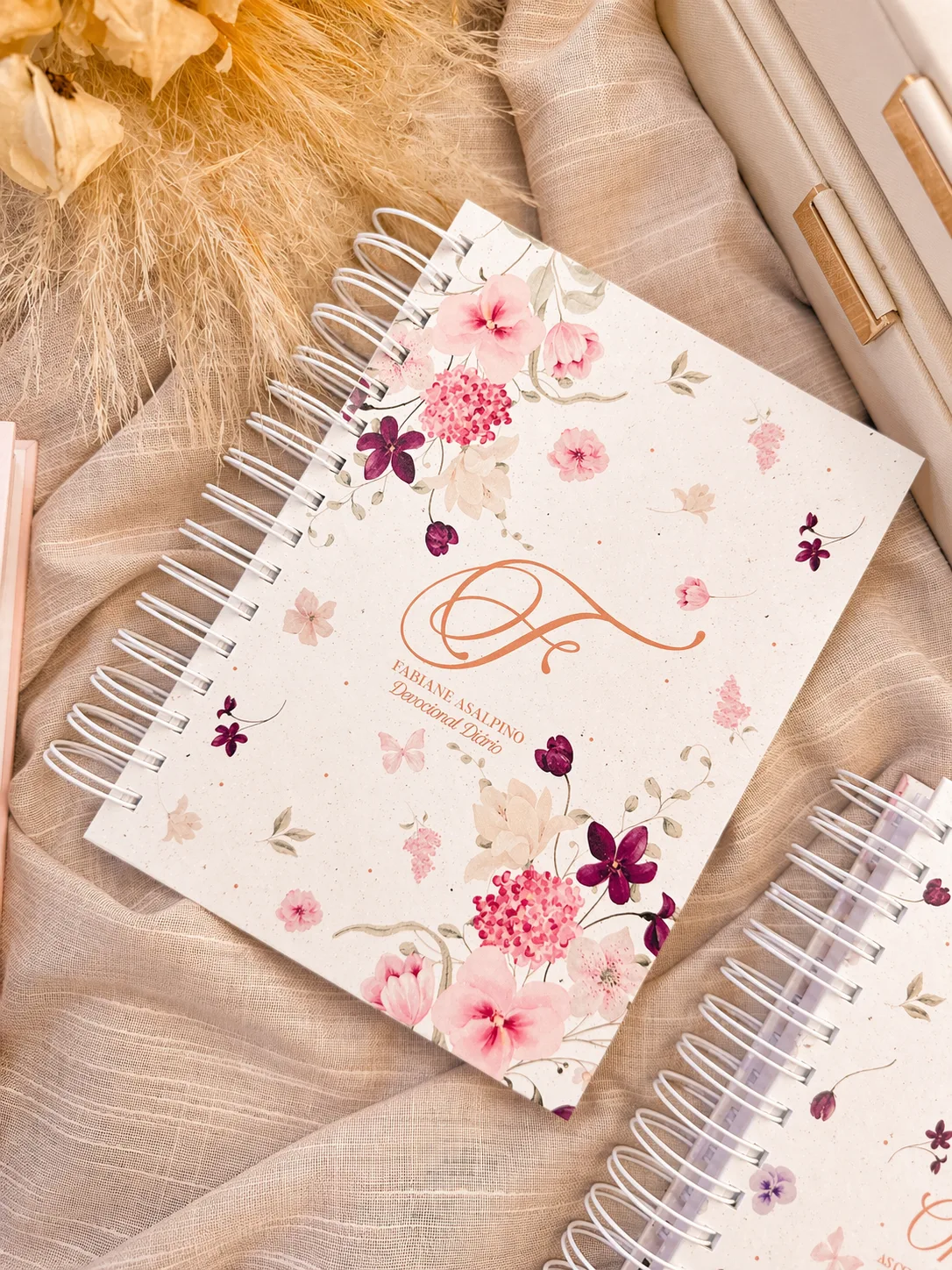 Caderno Devocional Floral